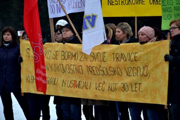 FOTO: Stavkajoči v javnem sektorju v Pomurju  za kakovost  svojih storitev